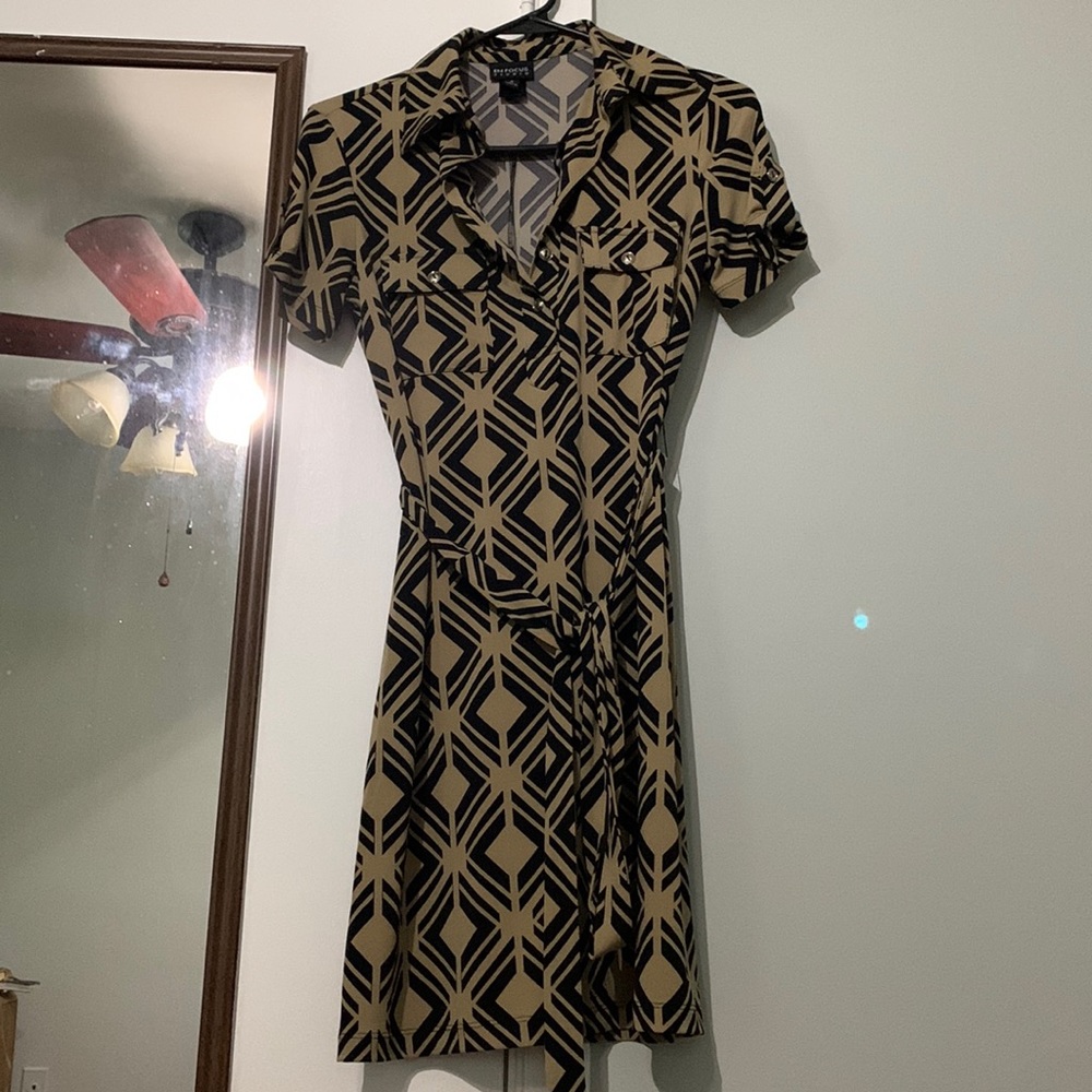 Knee-length dress, casual wear